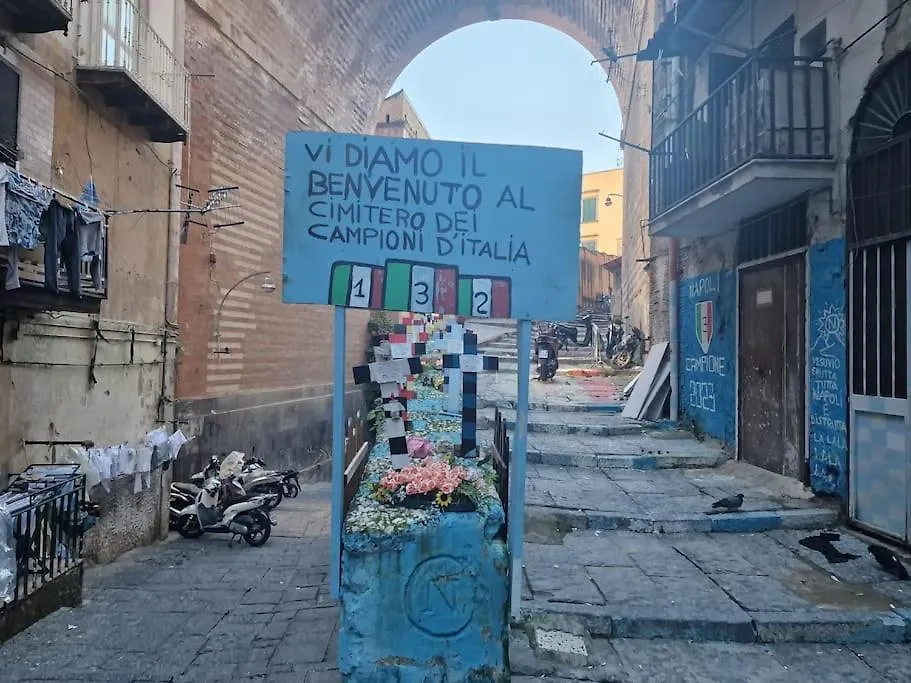 Appartamento Pastel Blue House X 5 People In Corso Above Metro Montesanto Napoli