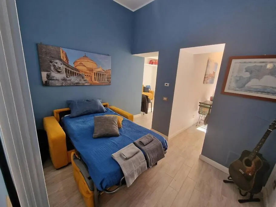 Pastel Blue House X 5 People In Corso Above Metro Montesanto Apartment Naples