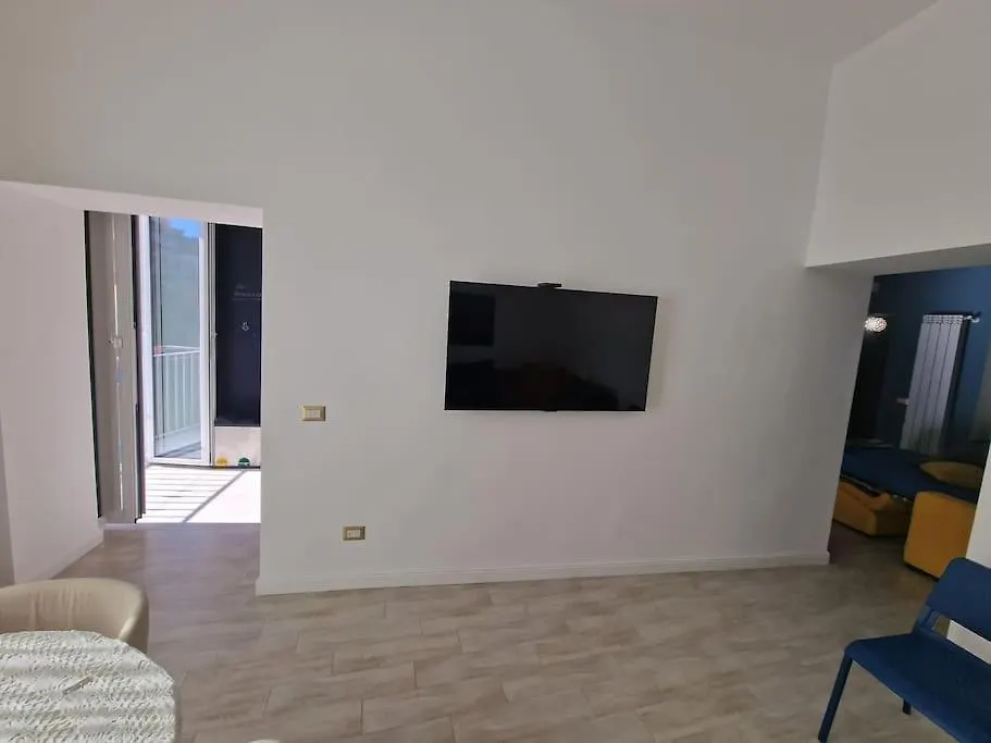 Pastel Blue House X 5 People In Corso Above Metro Montesanto Apartment Naples Italy