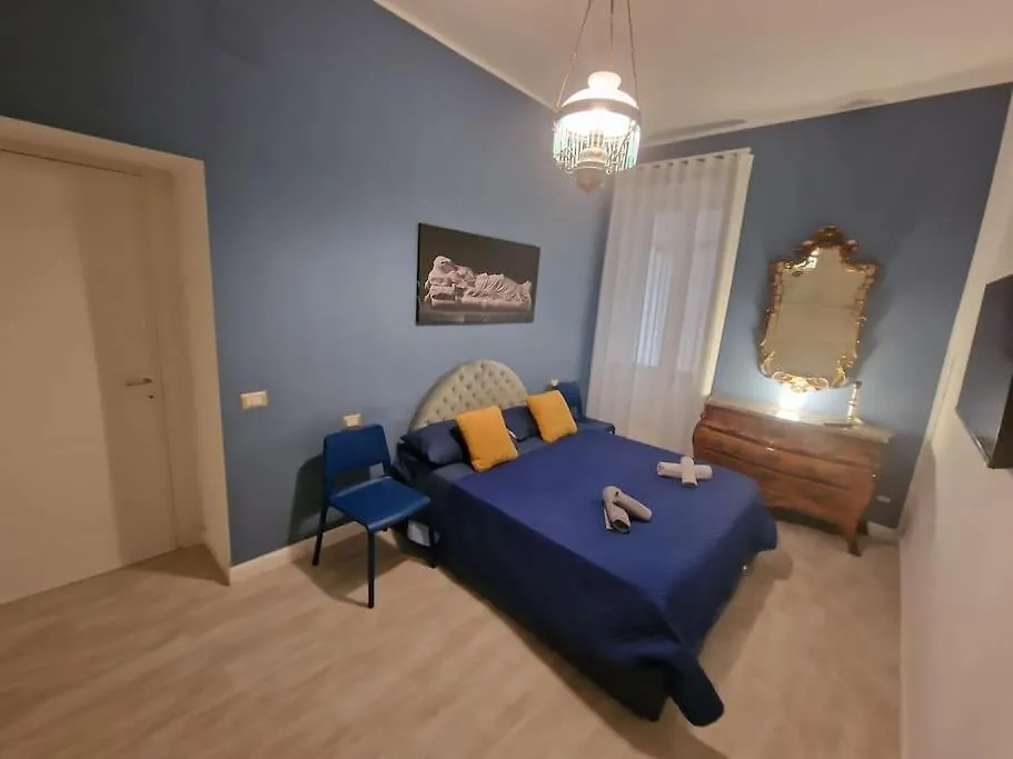 Pastel Blue House X 5 People In Corso Above Metro Montesanto Apartment Naples