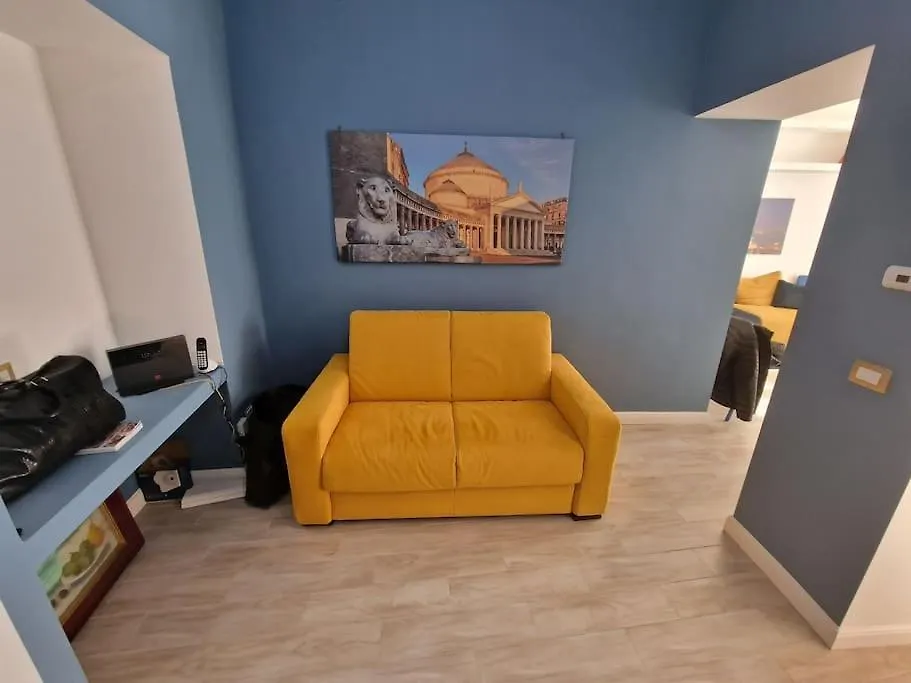 Pastel Blue House X 5 People In Corso Above Metro Montesanto Apartment Naples